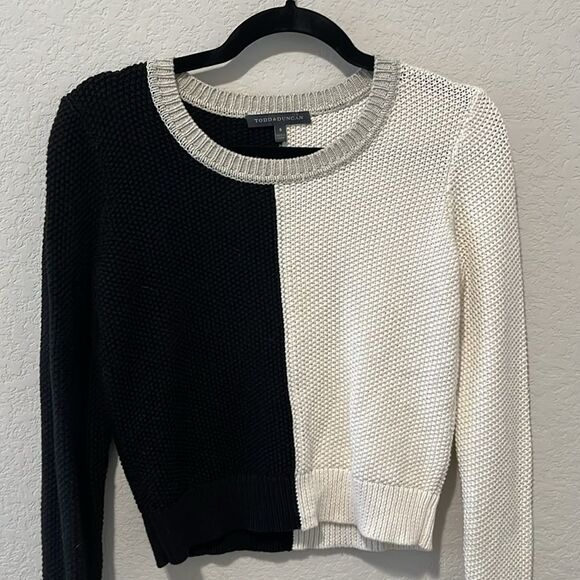 TODD & DUNCAN Black and White Color Block Cropped Long Sleeve Sweater, Size S - Picture 2 of 9